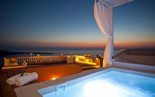 Luxury Santorini Villa Sunset Villa Jacuzzi Panoramic Sunsetsea View 4 Bdr Oia