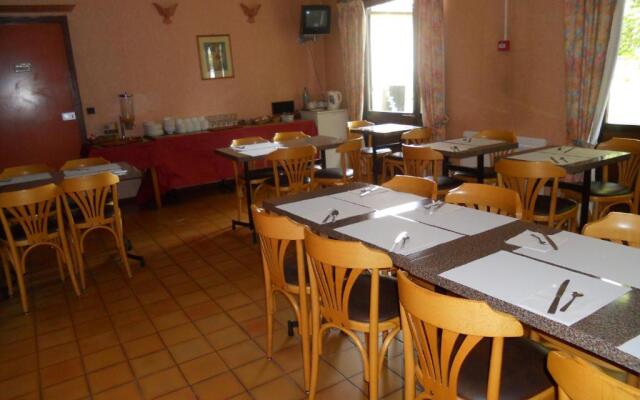 Hotel Le Pressoir - Auxerre Appoigny