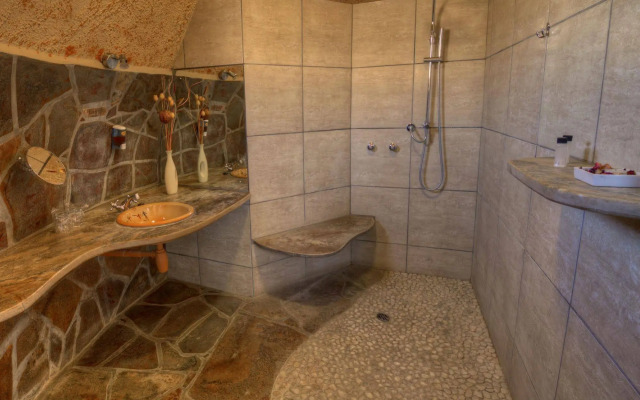 Rostock Ritz Desert Lodge