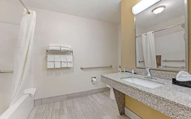 Quality Suites