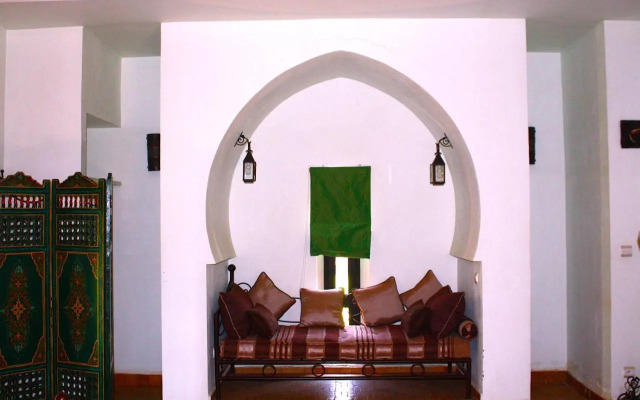 Dar Mardan