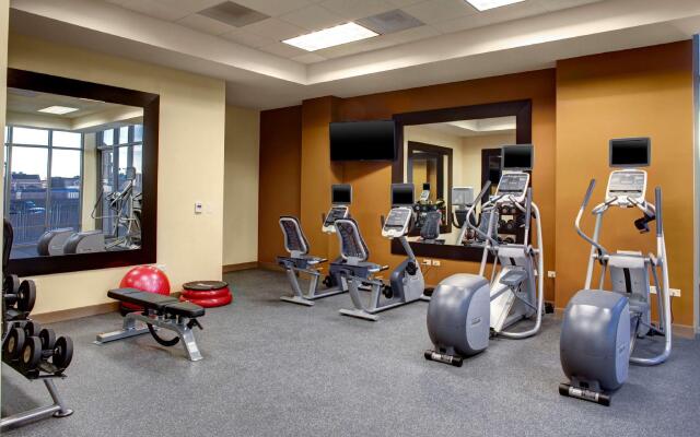 Hampton Inn & Suites Austin @ The University / Capitol