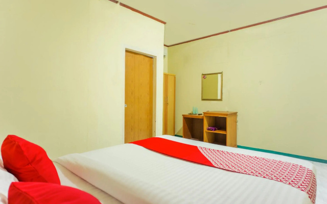 OYO 2180 Vina Vira Hotel
