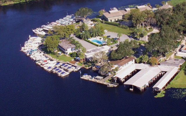 Hontoon Landing Resort & Marina