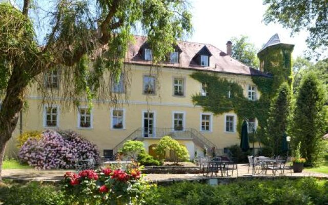 Ringhotel Schlosshotel Ernestgrün