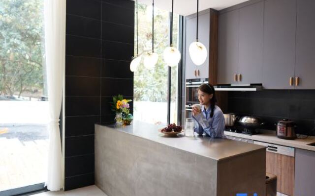 Yinxii Homestay in Guangzhou.