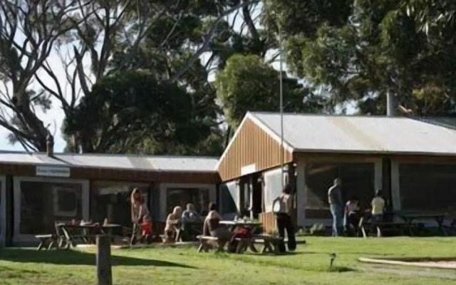 Seal Bay Cottages