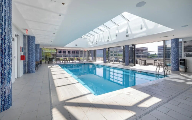 Atlantic Station West - 9T