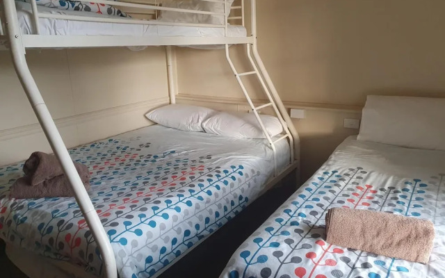 Winbi River Resort Holiday Rentals