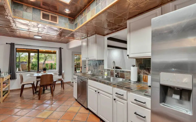 Private Pool: Pet-friendly Home in Scottsdale!