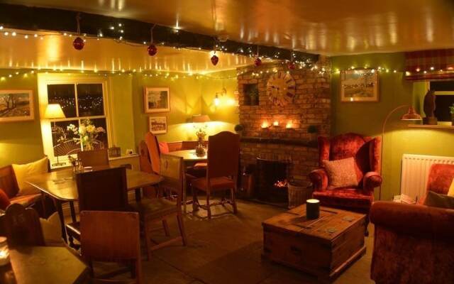 The Castle Arms Inn