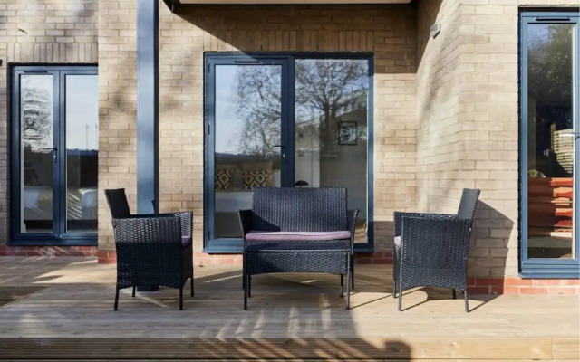 The Wembley Park Secret - Spacious 3bdr Flat With Terrace