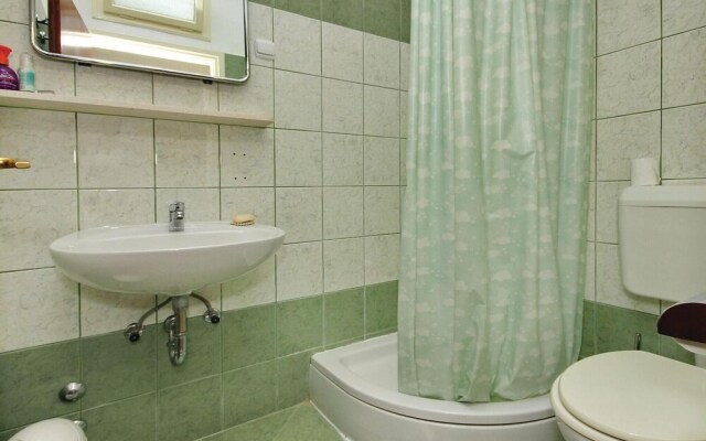Nice Home in Zaton Veliki With Wifi and 5 Bedrooms