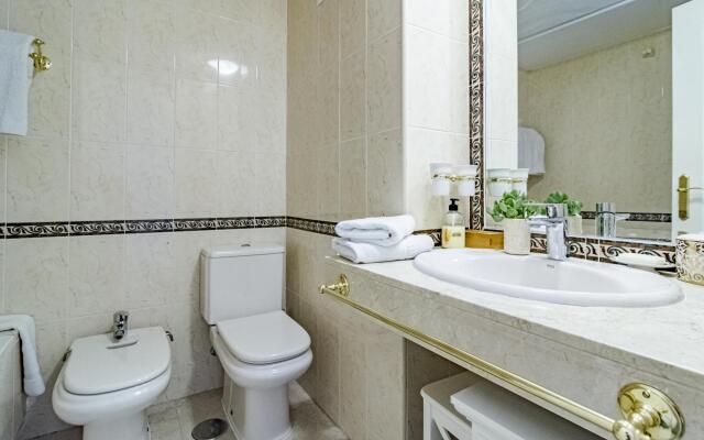 SAA2- comfortable apartment Puerto banus