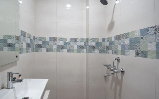 OYO 12066 Hotel Gellasenheit