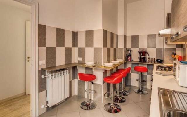 Retro2 Vaticano-max 4 pax