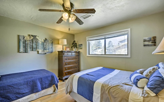 Flagstaff Townhome - Walk to Country Club & Pools!