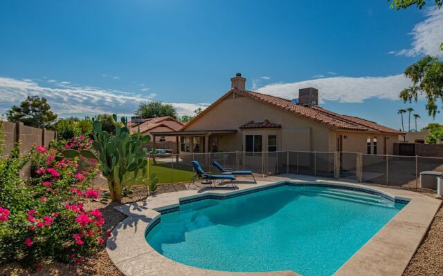 4BR Home N. Scottsdale by WanderJaunt