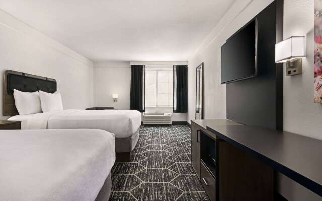 La Quinta Inn & Suites by Wyndham Hesperia Victorville