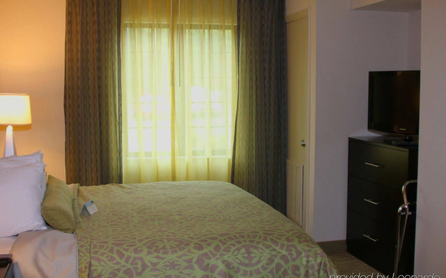 Staybridge Suites Liverpool Syra by IHG