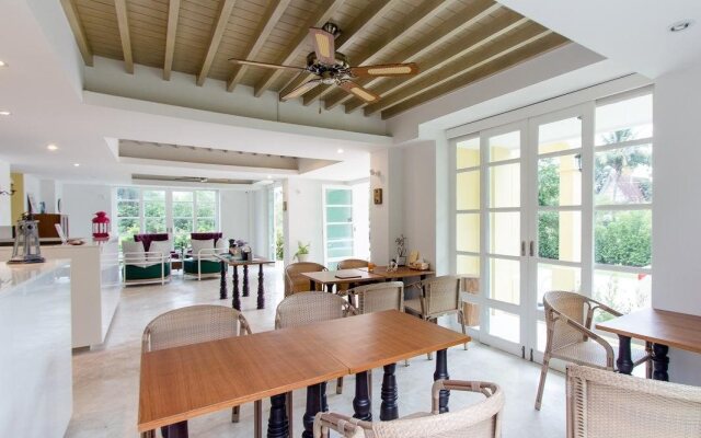 De Pastel Hotel