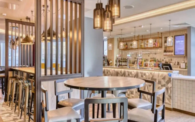 Premier Inn London Canary Wharf - Westferry