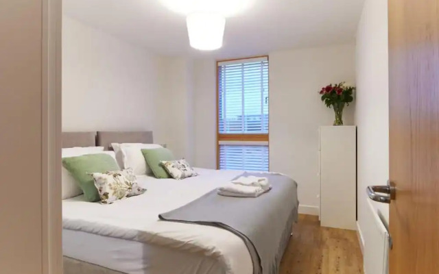 Vizion by ShortstayMK