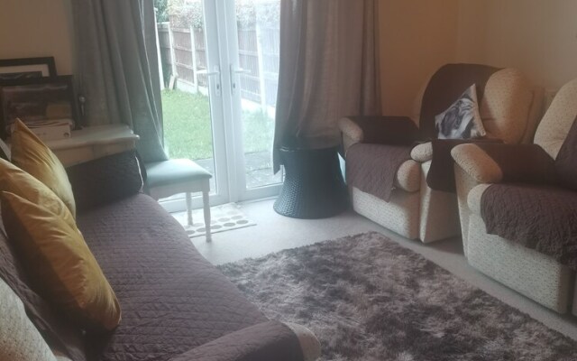 Beautiful 1-bed House in Manchester