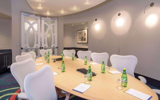 Hilton Garden Inn Raleigh /Crabtree Valley