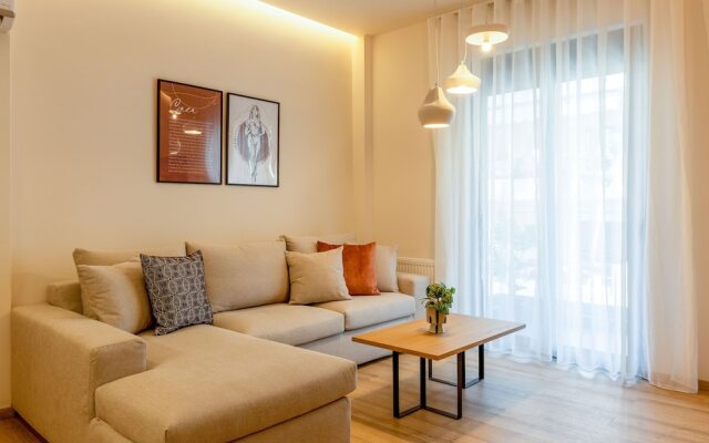 Io Suites