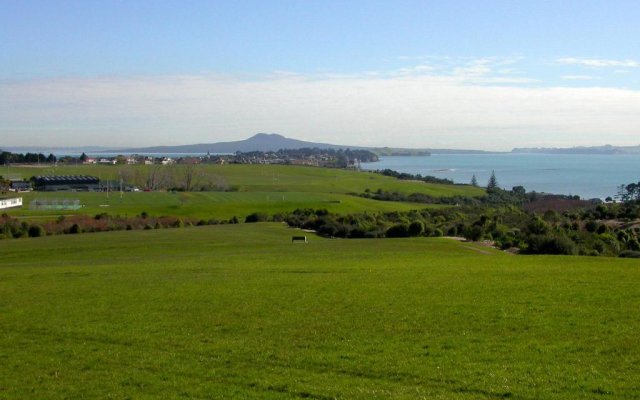 Sea-batical - Auckland Holiday Home