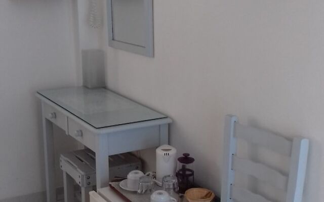 Tilemachos Rooms & Studios