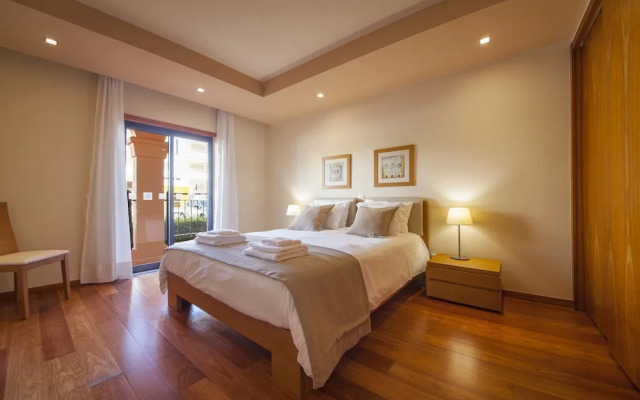 B27 - Luz Bay 2 Bedroom Apartment