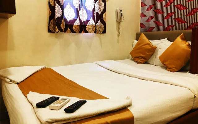 OYO 26563 Safar Residency