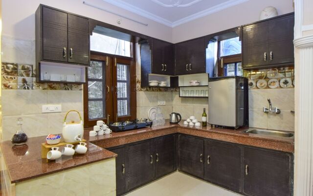 Chail Cabana by Dumnu Homes