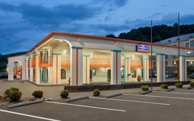 Howard Johnson by Wyndham Chattanooga Lookout Mountain