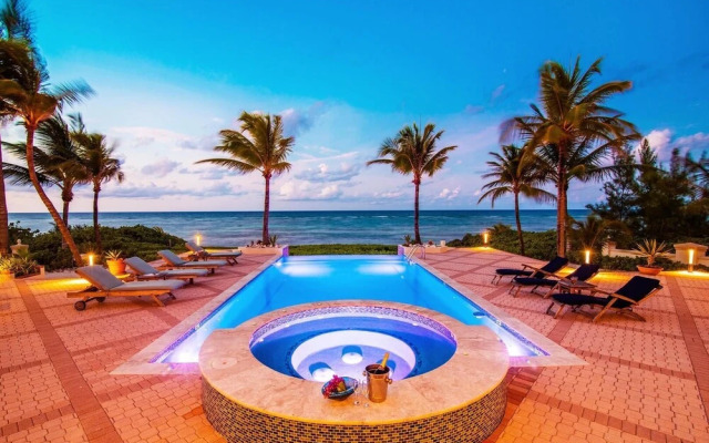 Blue Water Villa