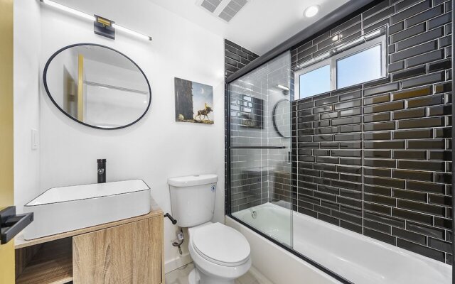 Downtown LA Stylish Bedrooms