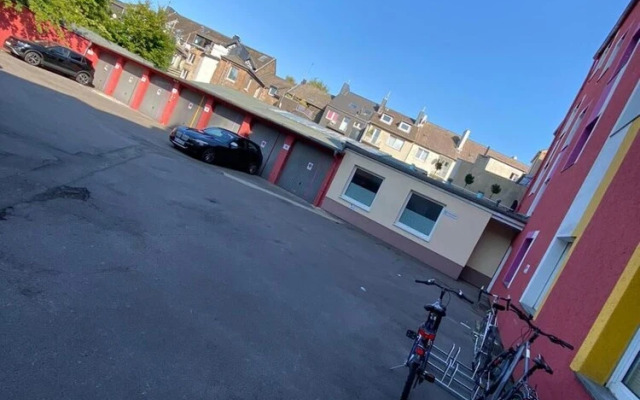 Relax Aachener Boardinghouse Main Train Station