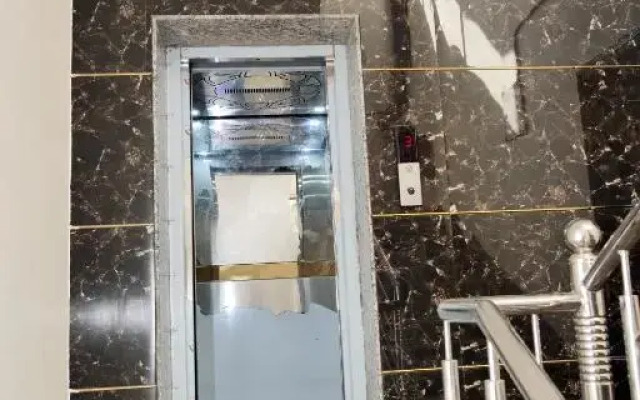 Hotel Ira Mansarovar