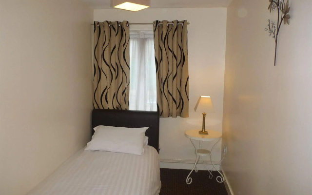 Arinza Apartments