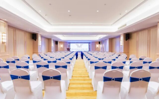 Vienna Hotel (Dongguan Wangniudun Wanghong Hub City)