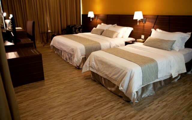 Pinetree Hotel