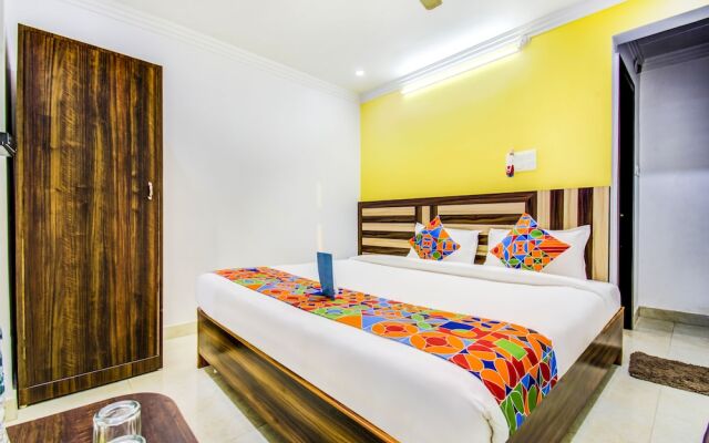 Fabhotel Grand Sheela