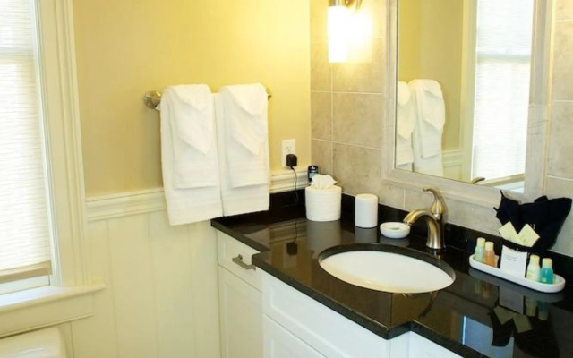 Guesthouse at Norwalk Inn
