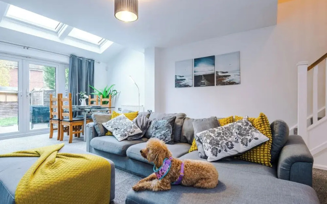 3br-sleeps6-garden-bbq-freeparking-pets