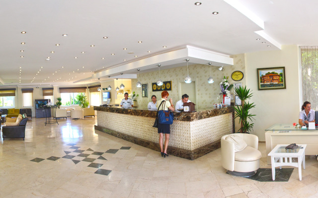 Gardenia Beach Hotel - All Inclusive