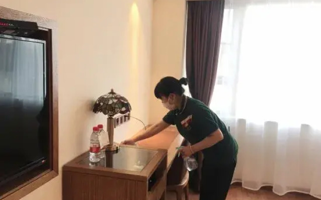 James Joyce Coffetel Hotel (Kunming Railway Station Huancheng South Road Subway Station)