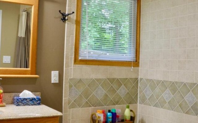 Tranquil Acres Guest House