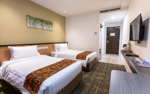 Hotel 7 Suria